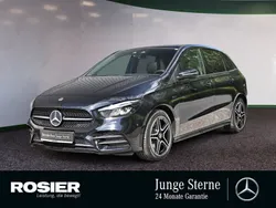 Schwarz / kosmosschwarz Gebraucht 2021 Mercedes B250 AMG line Van / Kleinbus | 27.490 € (Fairer Preis)