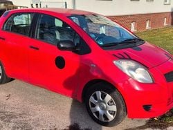 Rot Gebraucht 2007 Toyota Yaris Style Kleinwagen | 1.999 € (Guter Preis)