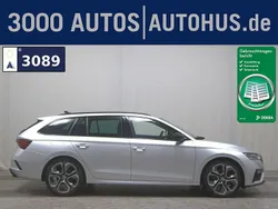 Silber Gebraucht 2021 Skoda Octavia RS Kombi | 19.450 € (Guter Preis)