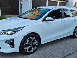 Weiß Gebraucht 2019 Kia Ceed Sportswagon Spirit Kombi | 14.500 € (Guter Preis)