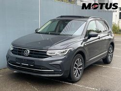 Grau Gebraucht 2022 VW Tiguan Life SUV | 27.880 € (Teuer)