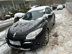 Schwarz Gebraucht 2011 Renault Mégane III Kleinwagen | 2.100 € (Guter Preis)