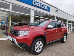Rot Gebraucht 2021 Dacia Duster SUV | 15.990 € (Fairer Preis)