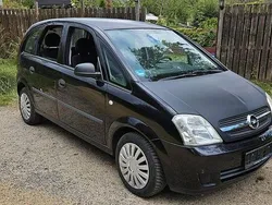 Schwarz Gebraucht 2003 Opel Meriva Cosmo Van / Kleinbus | 1.400 € (Fairer Preis)