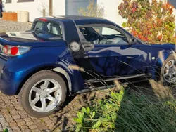 Blau Gebraucht 2003 Smart Roadster Cabrio | 6.450 €