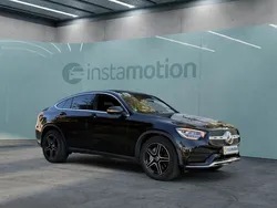 Schwarz Gebraucht 2020 Mercedes GLC300 AMG line SUV | 40.600 € (Fairer Preis)