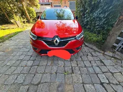 Rot Gebraucht 2018 Renault Mégane GrandTour LIMITED Kombi | 12.000 €
