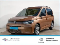 Braun Gebraucht 2022 VW Caddy Life Van / Kleinbus | 33.998 € (Etwas zu teuer)