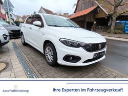 Weiß Gebraucht 2016 Fiat Tipo Lounge Limousine | 6.999 € (Fairer Preis)