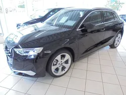 Schwarz Neu 2024 Audi A3 Limousine | 41.490 € (Etwas zu teuer)