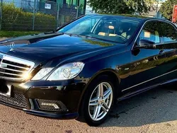 Schwarz Gebraucht 2010 Mercedes E350 Avantgarde Limousine | 12.300 € (Superpreis)