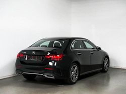 Kosmosschwarz Gebraucht 2023 Mercedes A200 Advanced Plus Limousine | 35.900 €