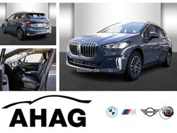 Schwarz Neu 2025 BMW 218 Active Tourer Luxury Line Van / Kleinbus | 36.490 €