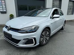 Silber Gebraucht 2018 VW Golf VII GTE Limousine | 19.480 € (Etwas zu teuer)