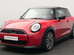 Rot Gebraucht 2024 Mini Cooper Classic Kleinwagen | 27.718 € (Etwas zu teuer)