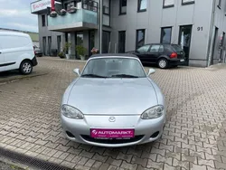 Silber Gebraucht 2001 Mazda MX5 Cabrio | 4.490 €
