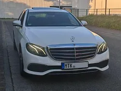 Weiß Gebraucht 2019 Mercedes 200 Limousine | 32.750 €