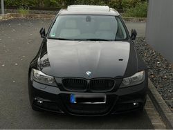 Schwarz Gebraucht 2011 BMW 330 M Sport Limousine | 12.990 € (Etwas zu teuer)
