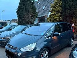 Grau Gebraucht 2011 Ford S-MAX S Van / Kleinbus | 6.600 € (Teuer)