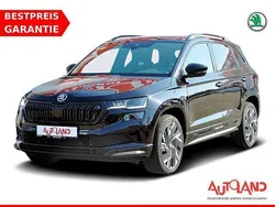 Schwarz Gebraucht 2023 Skoda Karoq SportLine SUV | 32.990 € (Etwas zu teuer)