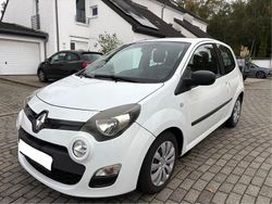 Weiß Gebraucht 2014 Renault Twingo Authentique Kleinwagen | 2.490 € (Etwas zu teuer)