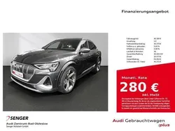 Grau Gebraucht 2022 Audi e-tron Ambiente SUV | 46.280 € (Guter Preis)