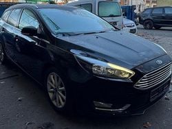Schwarz Gebraucht 2017 Ford Focus Titanium Kombi | 8.490 € (Guter Preis)