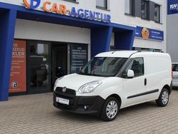 Weiß Gebraucht 2012 Fiat Doblò Van / Kleinbus | 5.500 € (Fairer Preis)