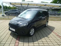 Iridiumschwarz metallic Gebraucht 2018 Ford Tourneo Courier Trend Van / Kleinbus | 9.000 € (Guter Preis)