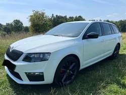 Weiß Gebraucht 2017 Skoda Octavia RS Kombi | 11.800 € (Guter Preis)