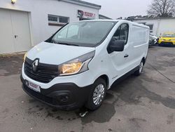 Weiß Gebraucht 2015 Renault Trafic Komfort Van | 6.999 € (Superpreis)