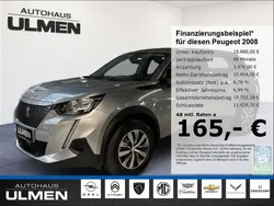 Grau Gebraucht 2022 Peugeot e-2008 Active SUV | 19.880 € (Guter Preis)