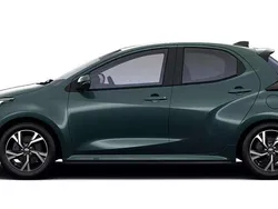 Ever rest metallic Neu 2025 Toyota Yaris Hybrid Kleinwagen | 24.392 € (Guter Preis)