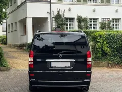 Schwarz Gebraucht 2008 Mercedes Viano Van / Kleinbus | 11.000 €