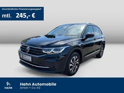 Deep black perleffekt Gebraucht 2021 VW Tiguan Active SUV | 25.440 € (Guter Preis)