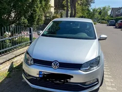 Silber Gebraucht 2015 VW Polo Comfortline Limousine | 8.200 € (Guter Preis)