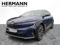 Nachtblau, dolomitgrau (blau) Gebraucht 2023 Renault Mégane Techno Limousine | 28.998 € (Fairer Preis)