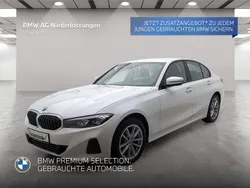Weiß Gebraucht 2024 BMW 318 Shadowline Limousine | 30.707 € (Superpreis)