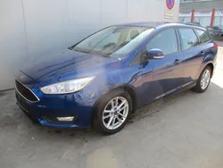 Blau Gebraucht 2017 Ford Focus Business Edition Limousine | 7.770 € (Fairer Preis)