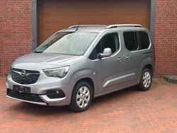 Grau Gebraucht 2020 Opel Combo Life Innovation Van / Kleinbus | 11.990 € (Fairer Preis)
