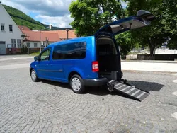 Blau Gebraucht 2012 VW Caddy Maxi Van / Kleinbus | 20.580 €