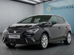 Schwarz Neu 2025 Seat Ibiza FR Kleinwagen | 25.299 € (Etwas zu teuer)