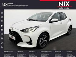 Weiß Neu 2025 Toyota Yaris Hybrid Limousine | 23.450 € (Guter Preis)