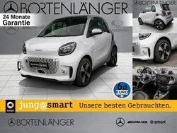 Weiß Gebraucht 2024 Smart ForTwo Electric Drive Exclusive Kleinwagen | 14.998 € (Guter Preis)