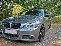 Grau Gebraucht 2009 BMW 318 Limousine | 4.900 € (Fairer Preis)
