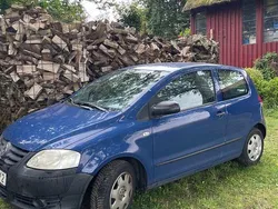Blau Gebraucht 2010 VW Fox Style Kleinwagen | 1.600 € (Guter Preis)