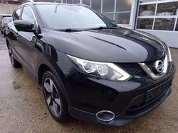 Schwarz Gebraucht 2017 Nissan Qashqai Tekna SUV | 10.900 € (Superpreis)