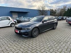 Grau Gebraucht 2020 BMW 330 M Sport Limousine | 31.990 € (Superpreis)
