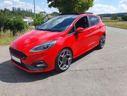 Rot Gebraucht 2021 Ford Fiesta Performance Edition Kleinwagen | 20.350 € (Fairer Preis)