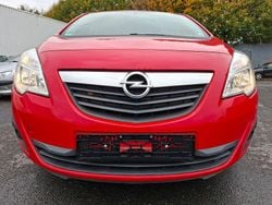 Rot Gebraucht 2013 Opel Meriva Edition Van / Kleinbus | 4.999 € (Guter Preis)